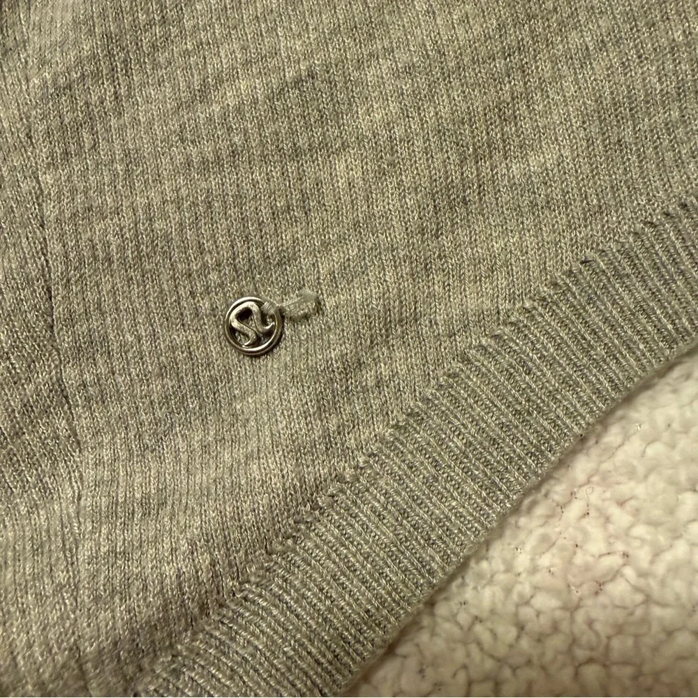 Lululemon Gray Cabin Yogi Wrap Heathered Medium Grey Hooded Cardigan Sweater